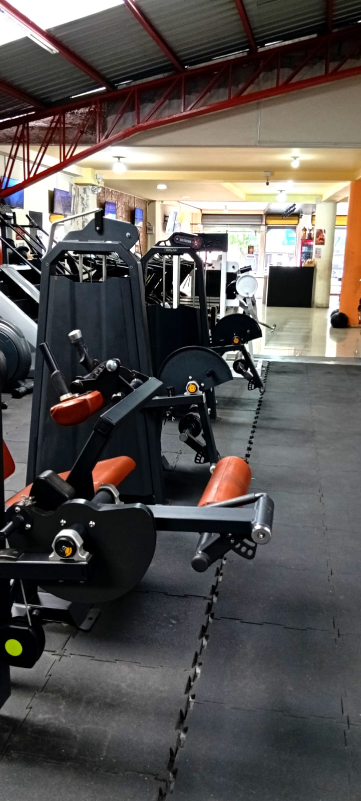 Instalaciones y equipos de Xtreme Group Gym